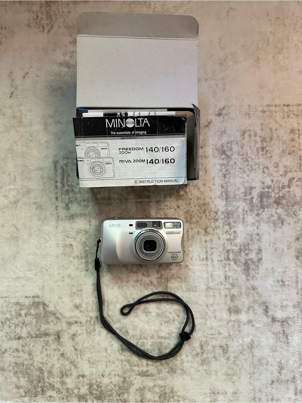 Minolta Freedom Zoom 160 Date - Zoom Lens Camera Film - 35mm Point Shoot Camera